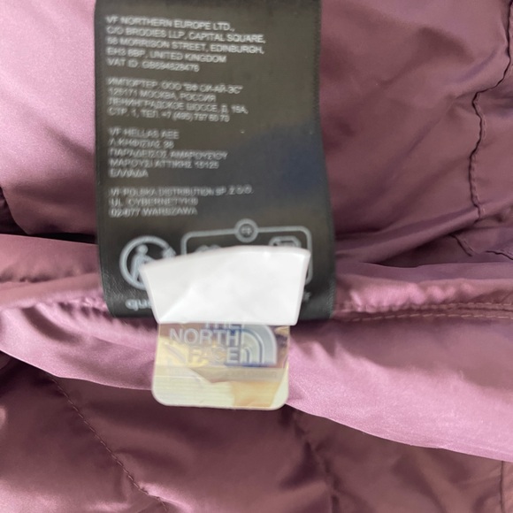 NEW The North Face Women's Aconcagua Parka - Picture 14 of 14